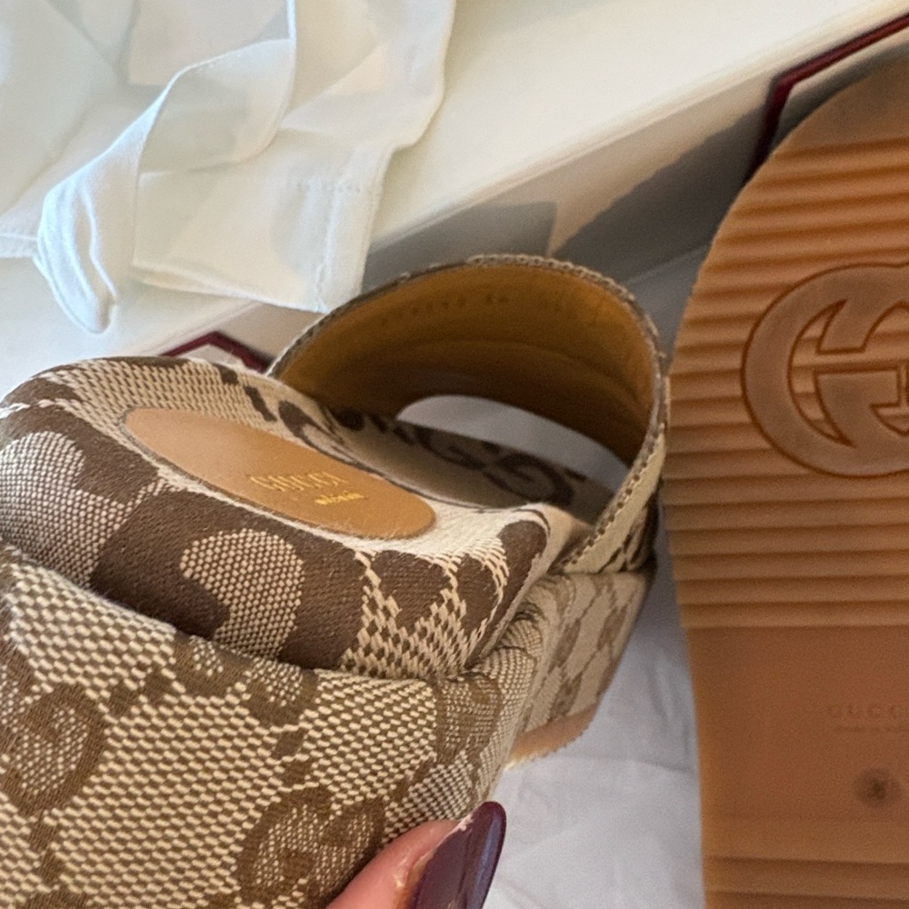 Gucci Beige and Brown platform GG Pattern Slides-worn once! Comes with bag/box - Picture 5 of 14